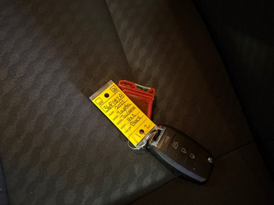 2022 Toyota Tacoma SR5 V6