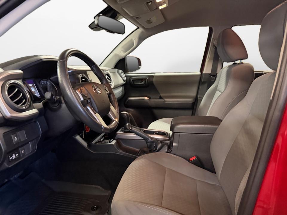 2021 Toyota TACOMA SR5 SR5