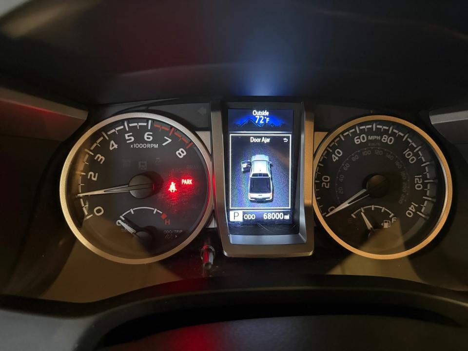 2021 Toyota TACOMA SR5 SR5