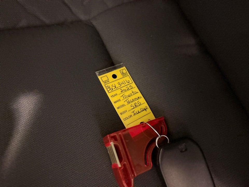 2025 Toyota Tacoma SR5