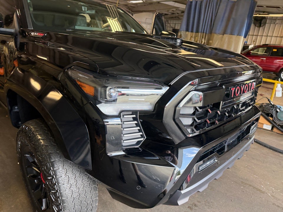 2024 Toyota Tacoma Hybrid TRD Pro Hybrid