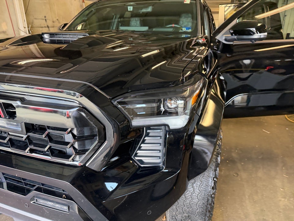 2024 Toyota Tacoma Hybrid TRD Pro Hybrid
