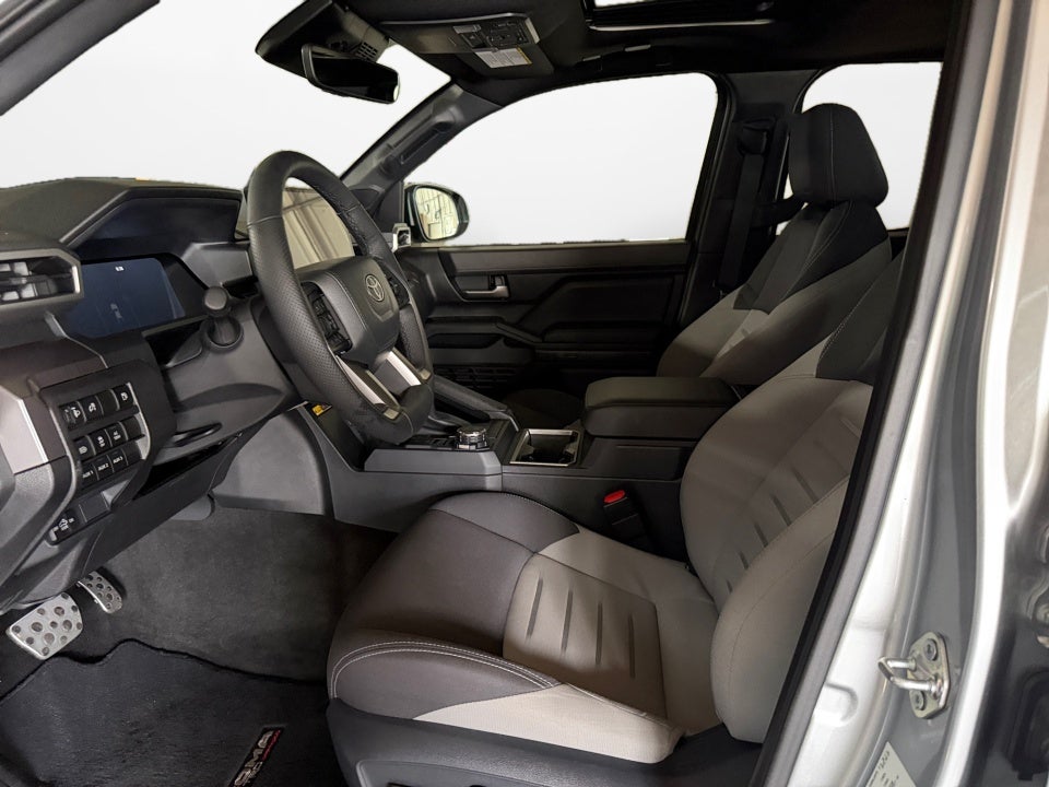 2025 Toyota Tacoma i-FORCE MAX TRD Sport Hybrid