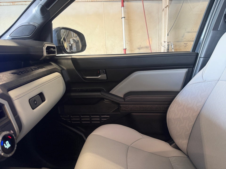 2025 Toyota Tacoma Hybrid Limited Hybrid
