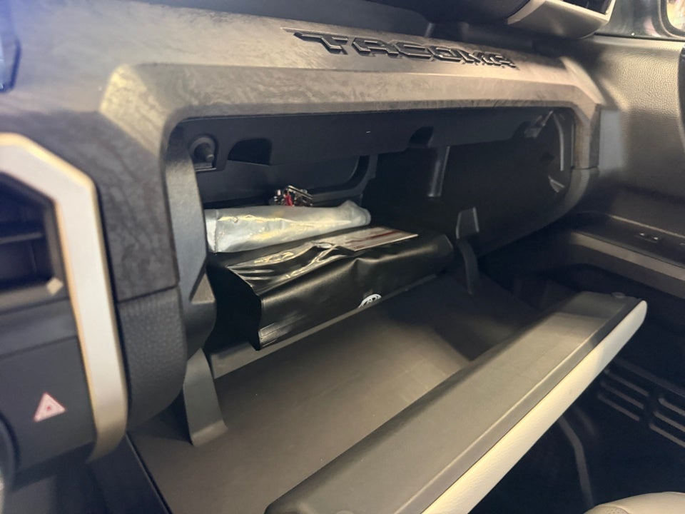2025 Toyota Tacoma Hybrid Limited Hybrid