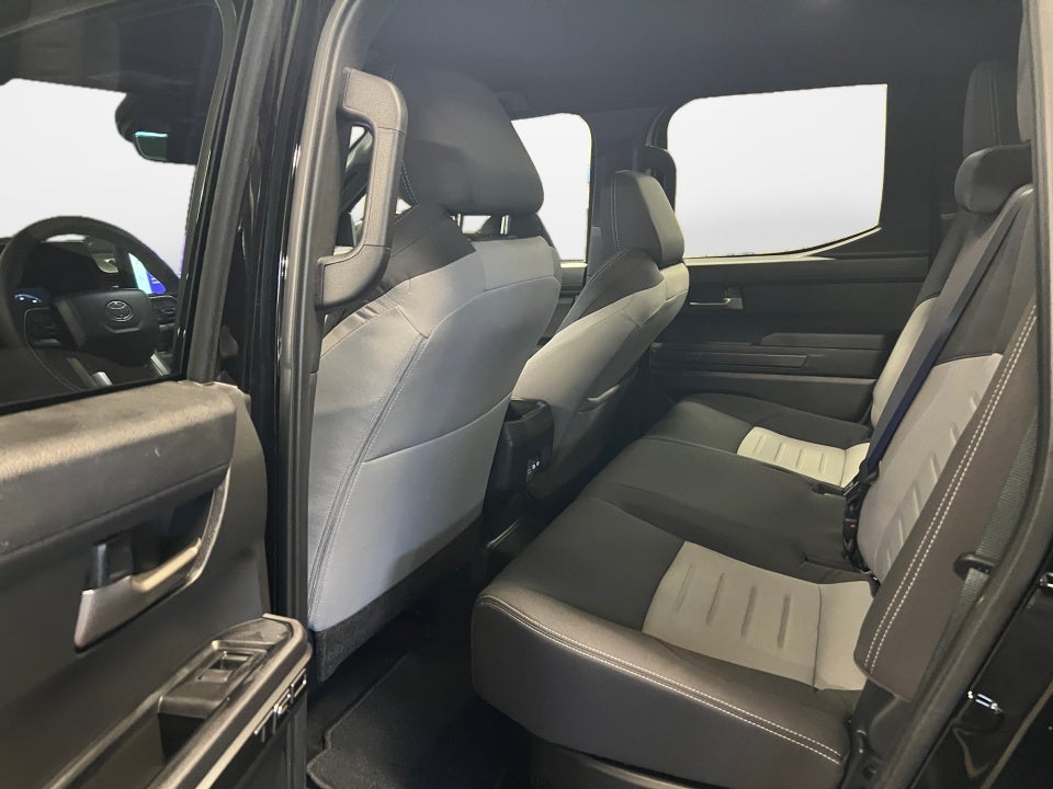 2025 Toyota Tacoma Hybrid TRD Off Road