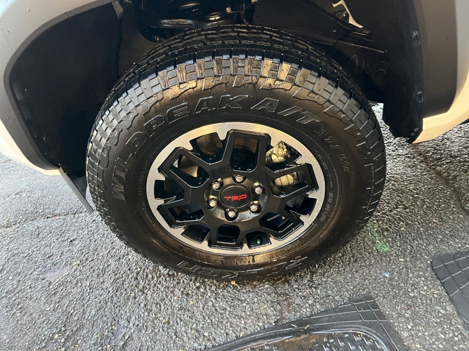 2025 Toyota Tacoma Hybrid TRD Off Road