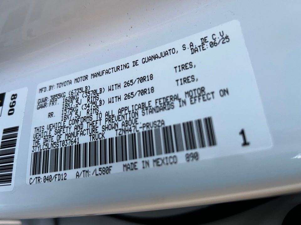 2025 Toyota Tacoma Hybrid TRD Off Road