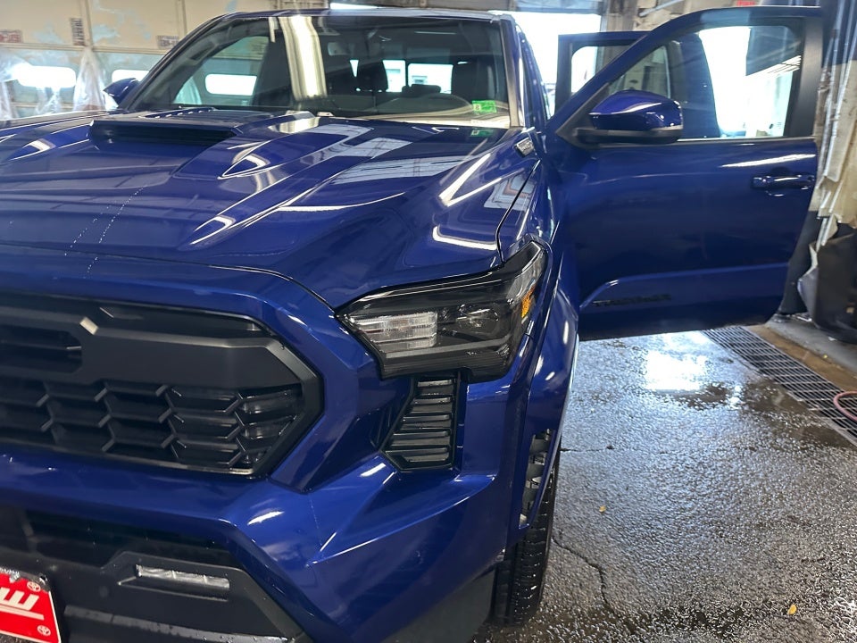 2025 Toyota Tacoma Hybrid TRD Sport