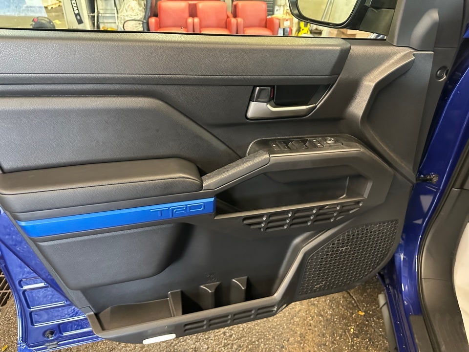 2025 Toyota Tacoma Hybrid TRD Sport