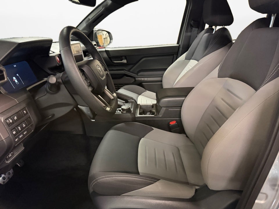 2025 Toyota Tacoma Hybrid TRD Sport 4WD