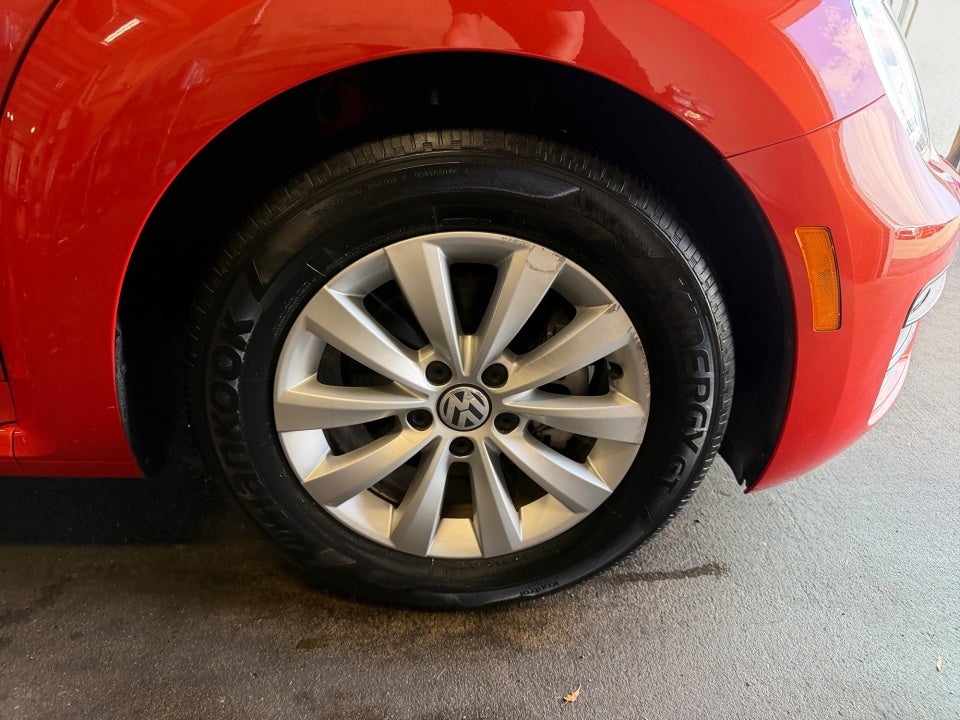 2019 Volkswagen Beetle S