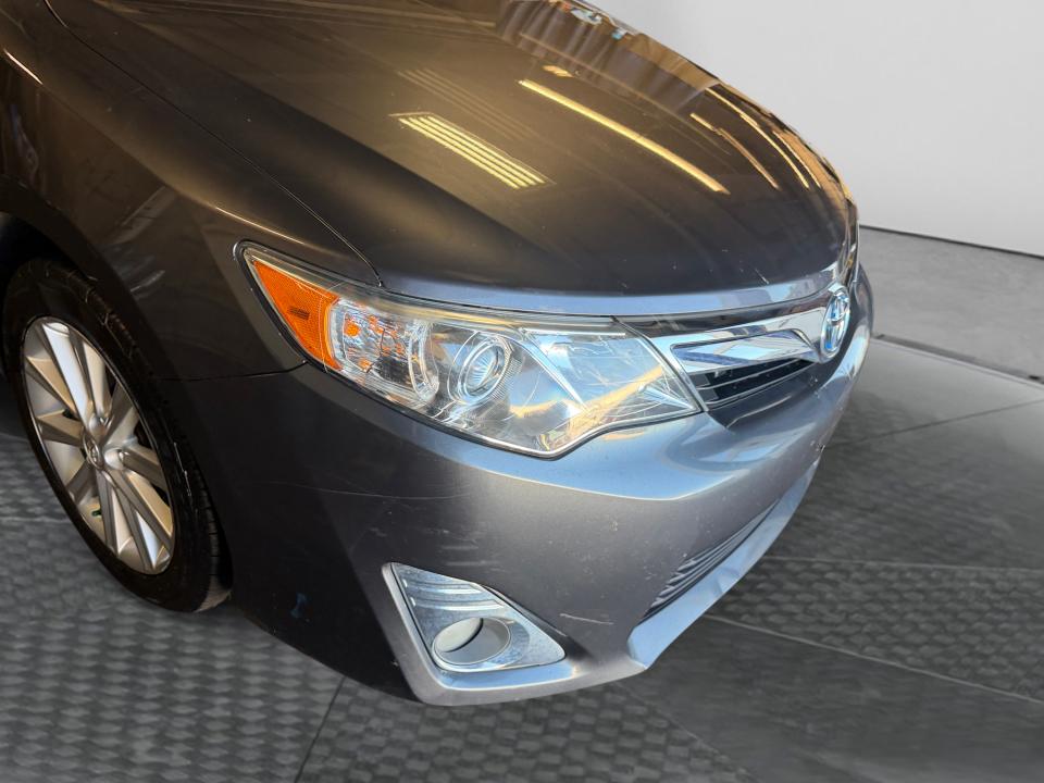 2014 Toyota Camry Hybrid XLE