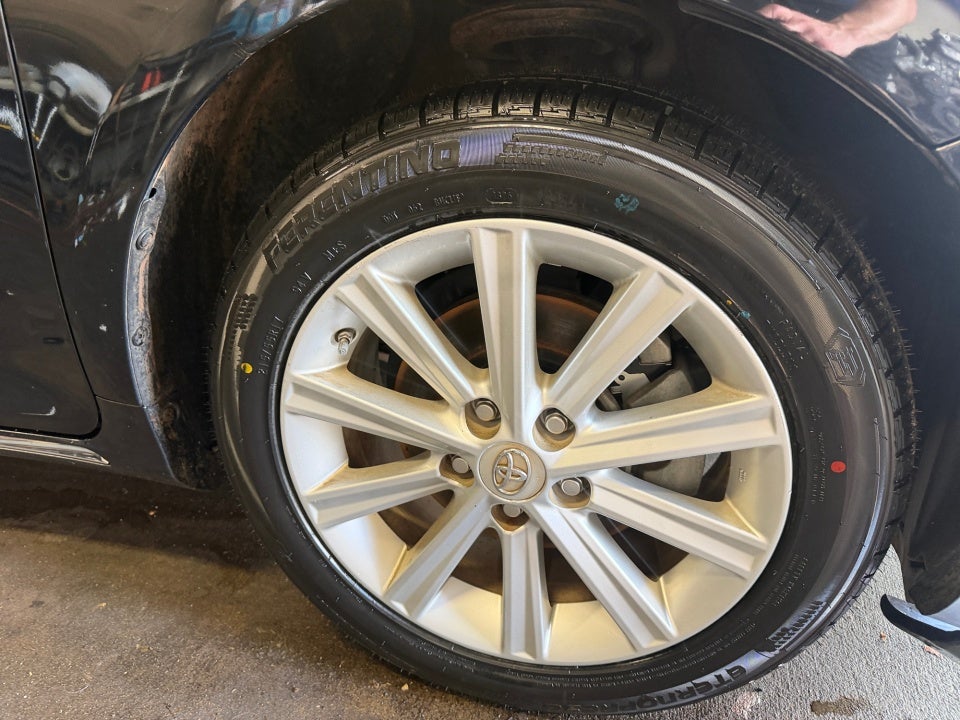 2013 Toyota Camry Hybrid XLE
