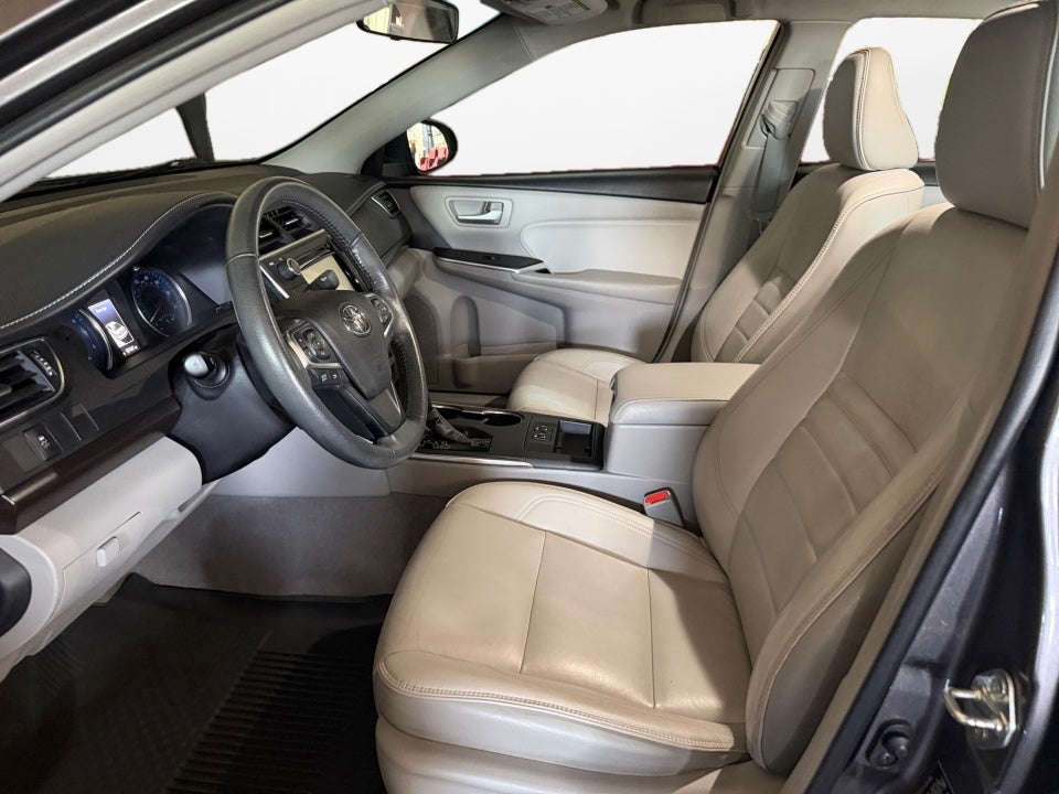 2017 Toyota Camry XLE