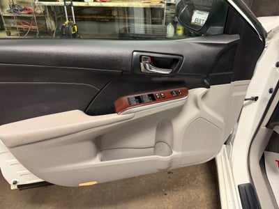 2014 Toyota Camry XLE V6