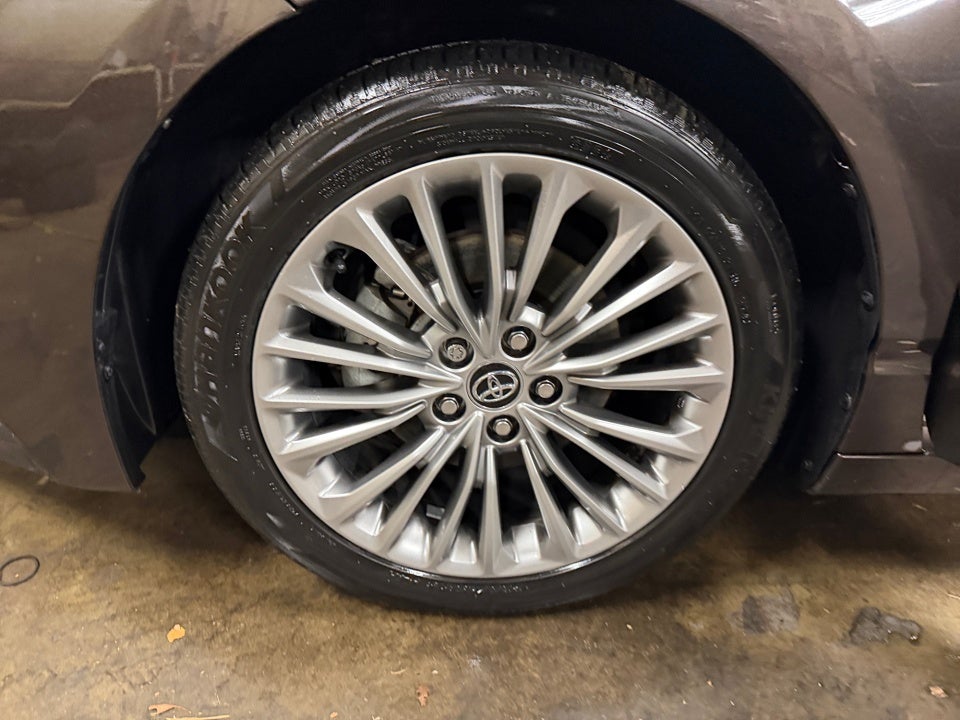 2020 Toyota Avalon Hybrid Limited