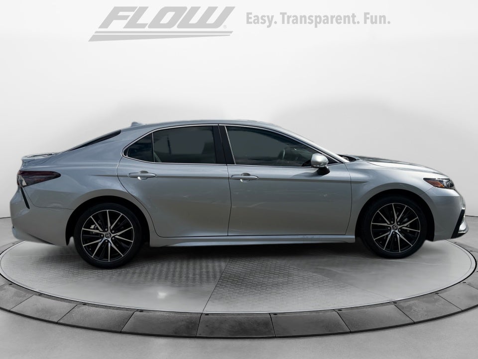 2024 Toyota Camry Hybrid SE