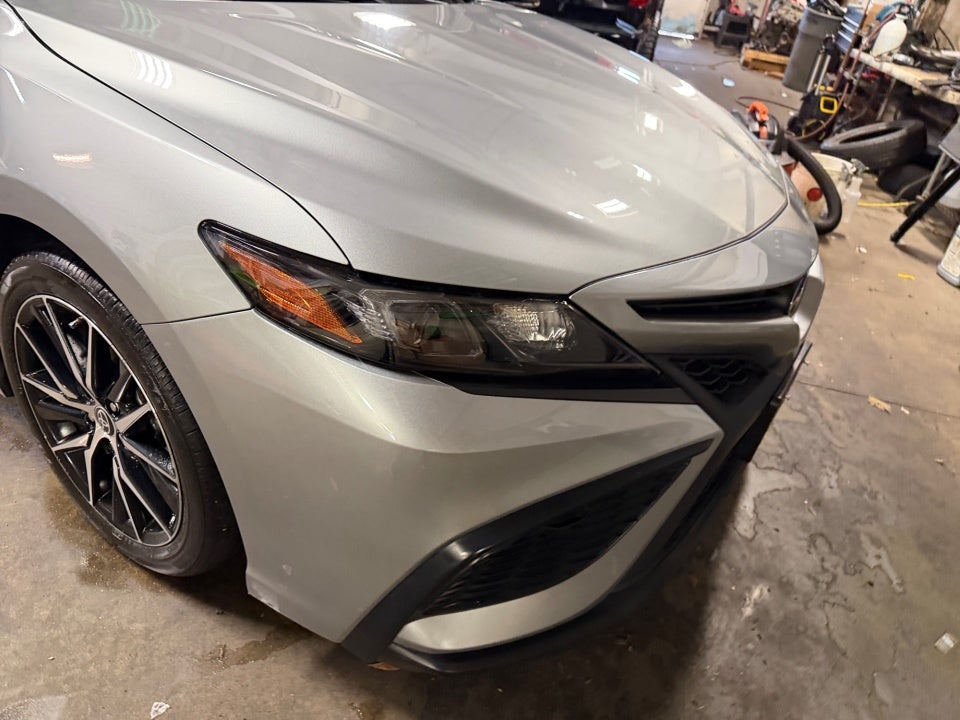 2024 Toyota Camry Hybrid SE