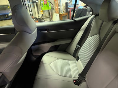 2024 Toyota Camry Hybrid SE