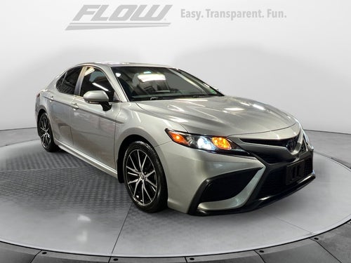 2023 Toyota Camry SE Hybrid