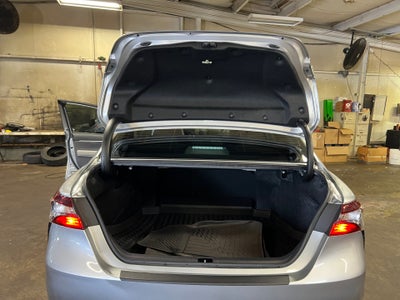 2023 Toyota Camry SE Hybrid