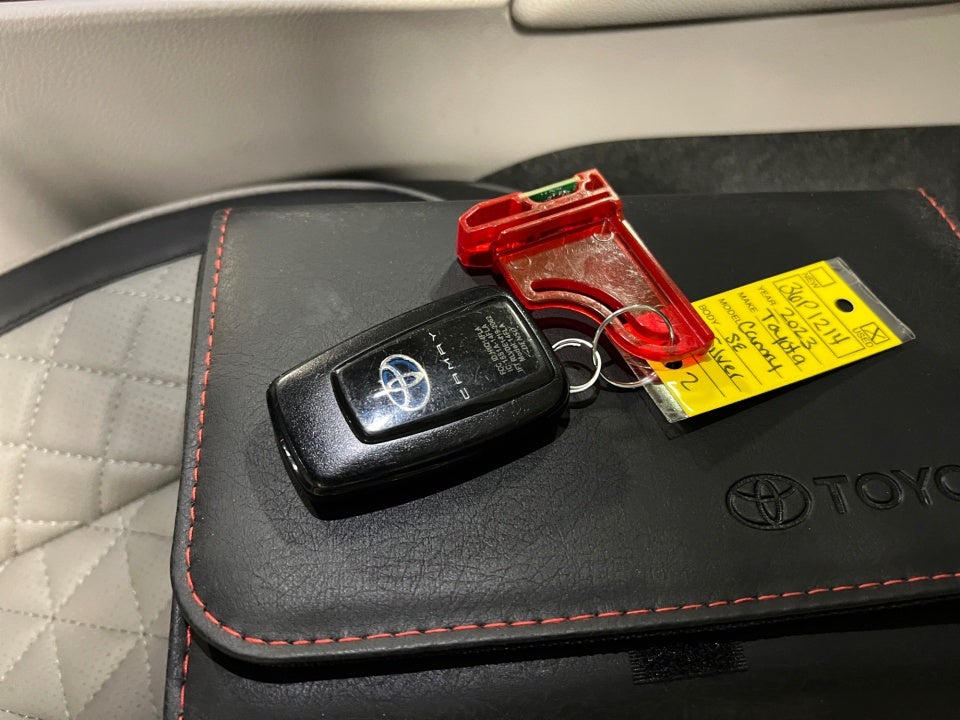 2023 Toyota Camry SE Hybrid