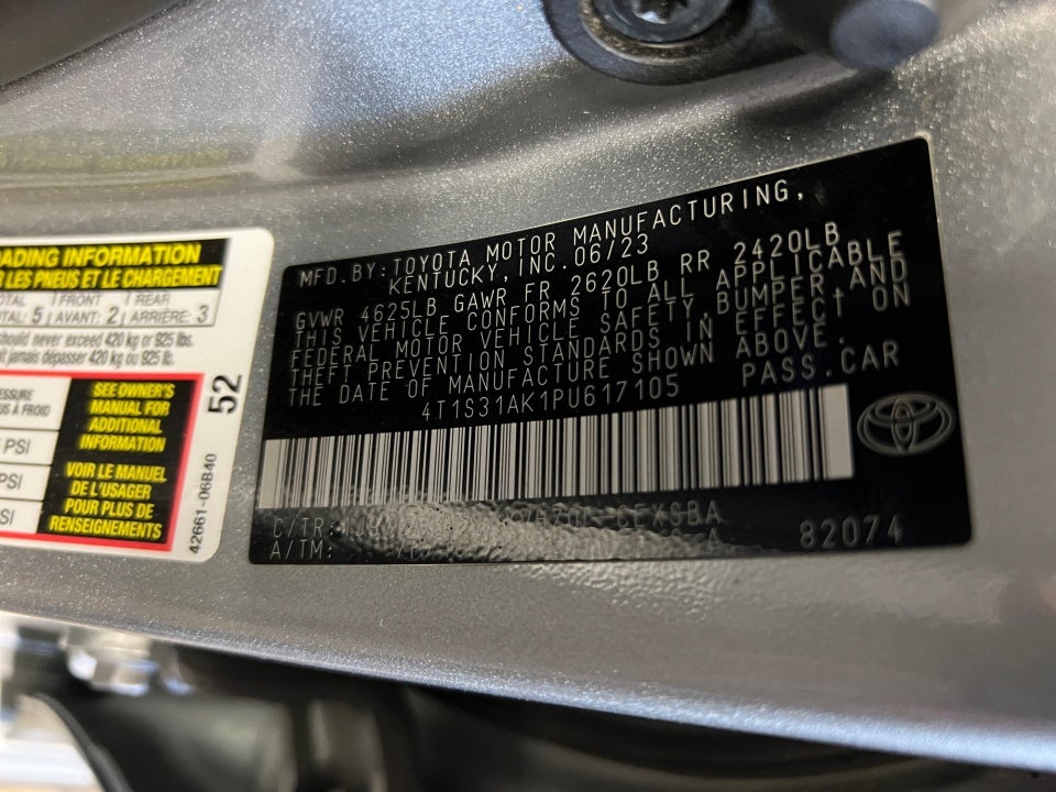 2023 Toyota Camry SE Hybrid