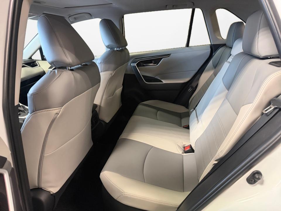 2024 Toyota RAV4 Hybrid Hybrid XLE Premium
