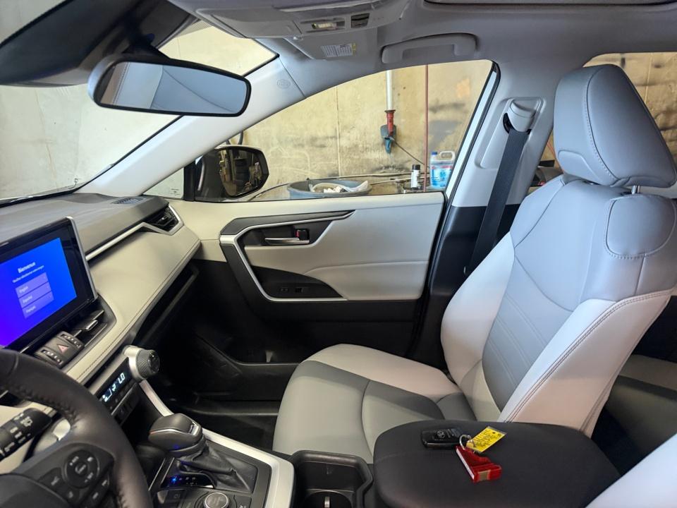 2024 Toyota RAV4 Hybrid Hybrid XLE Premium