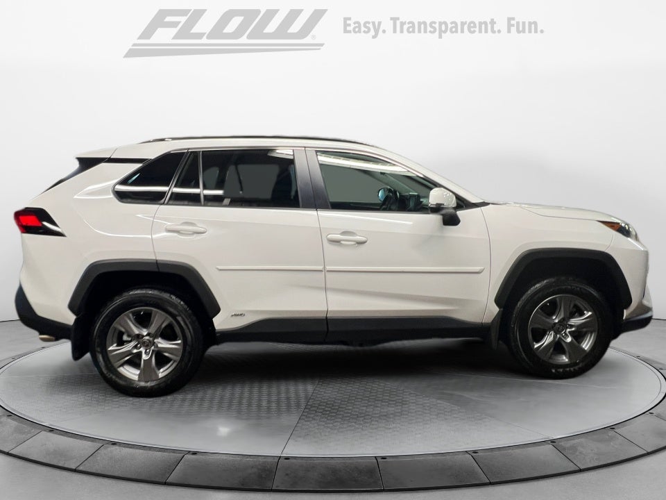 2022 Toyota RAV4 Hybrid LE