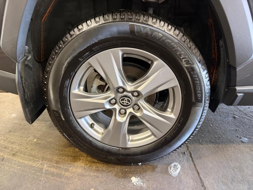 2024 Toyota RAV4 Hybrid Hybrid XLE