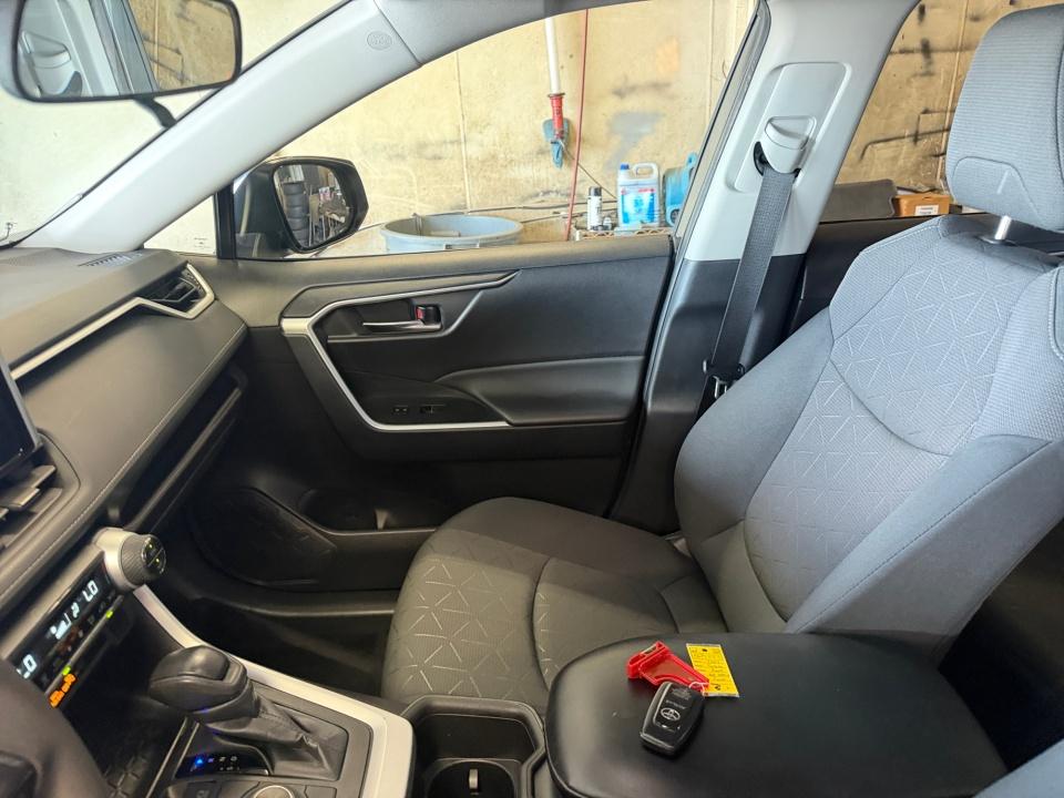 2024 Toyota RAV4 Hybrid Hybrid XLE