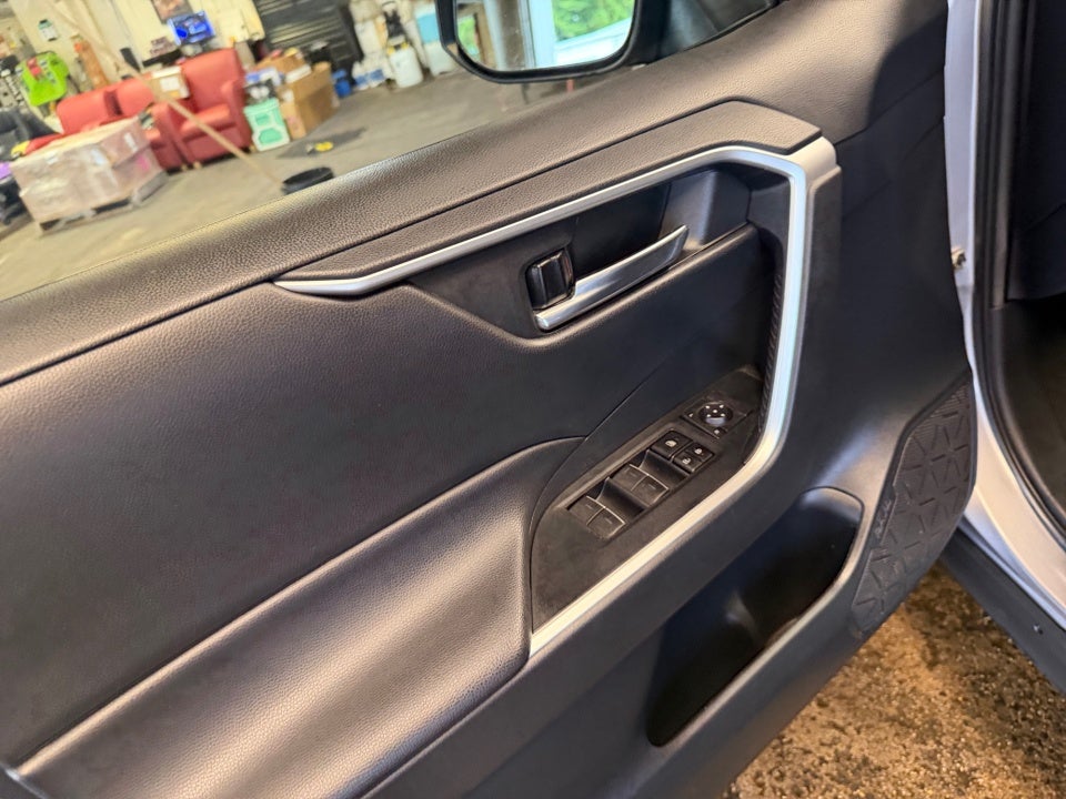 2022 Toyota RAV4 Hybrid Hybrid XLE