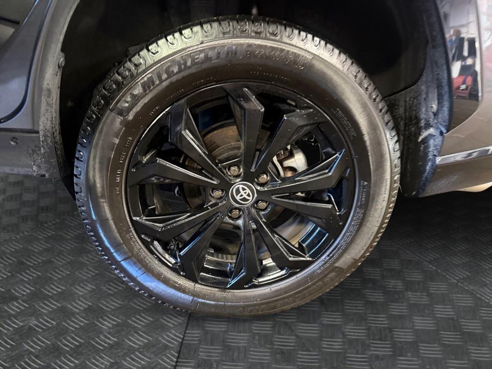 2022 Toyota RAV4 Hybrid Hybrid SE