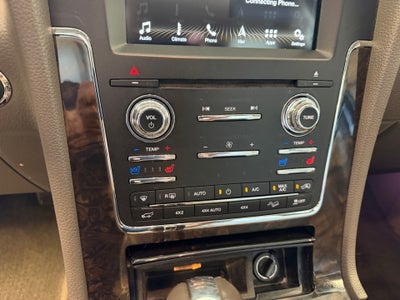 2017 Lincoln Navigator Select