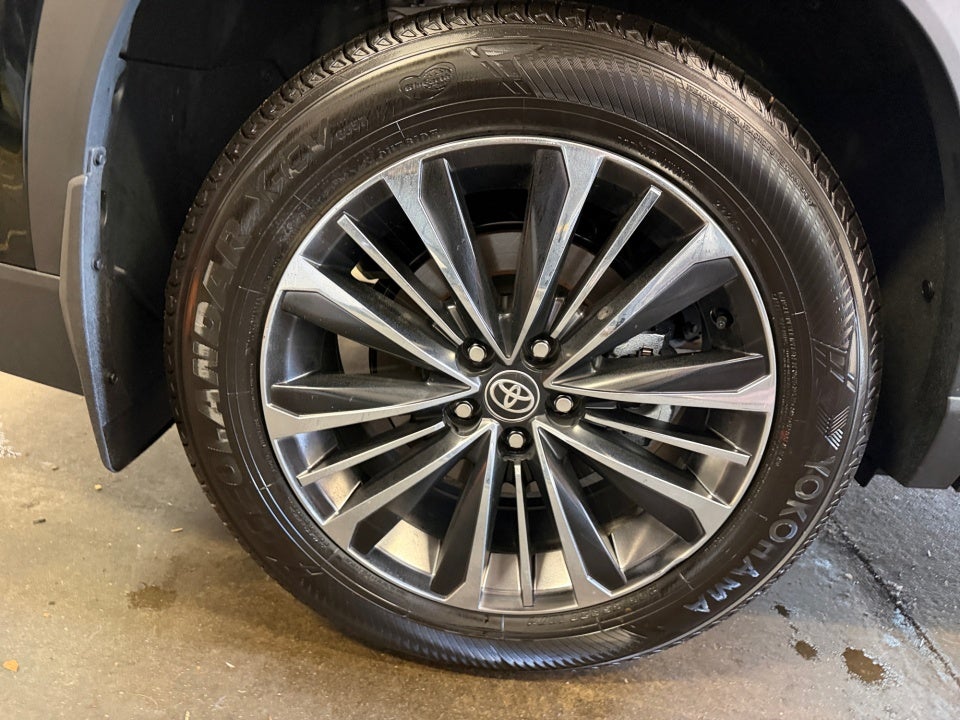 2026 Toyota Grand Highlander Hybrid MAX Platinum
