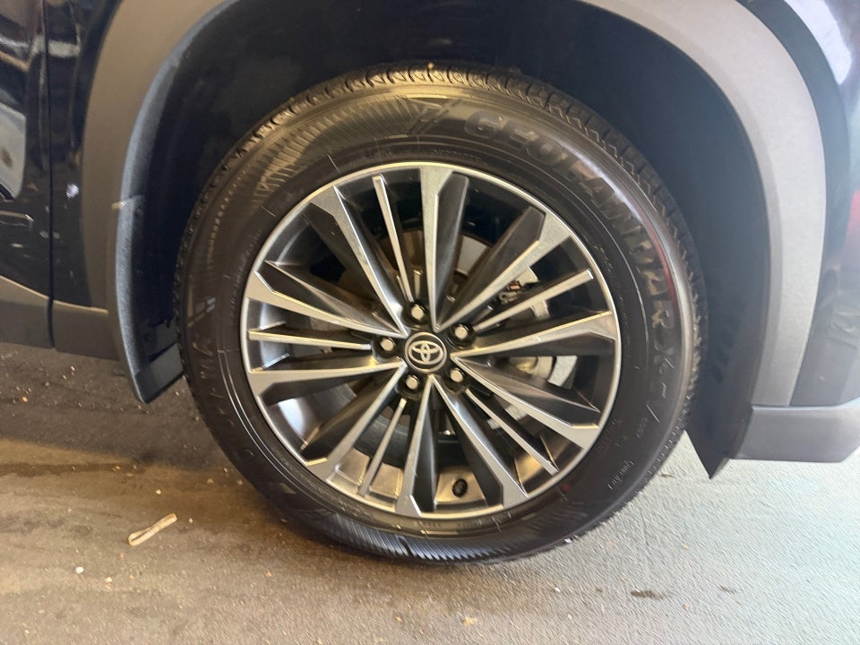 2026 Toyota Grand Highlander Hybrid MAX Platinum