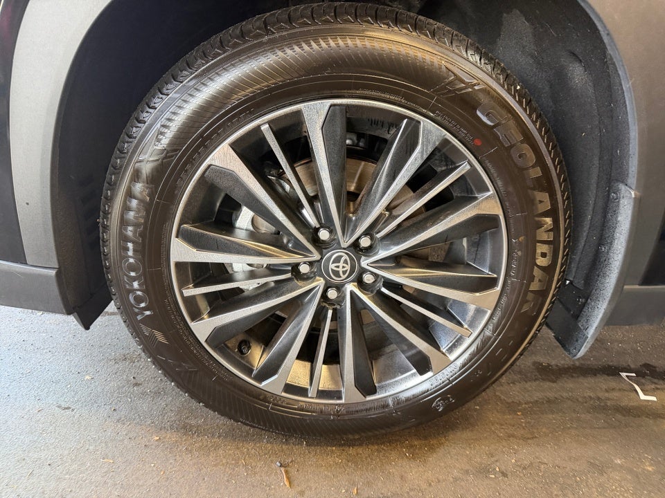 2026 Toyota Grand Highlander Hybrid MAX Platinum