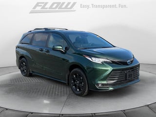 2025 Toyota Sienna Woodland Edition