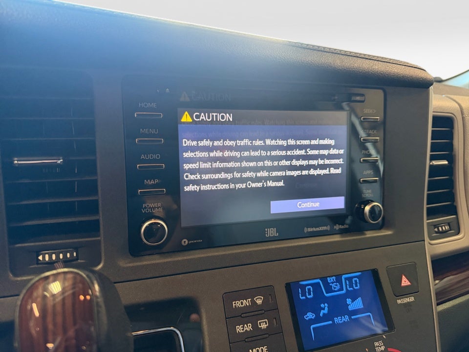 2020 Toyota Sienna Limited Premium