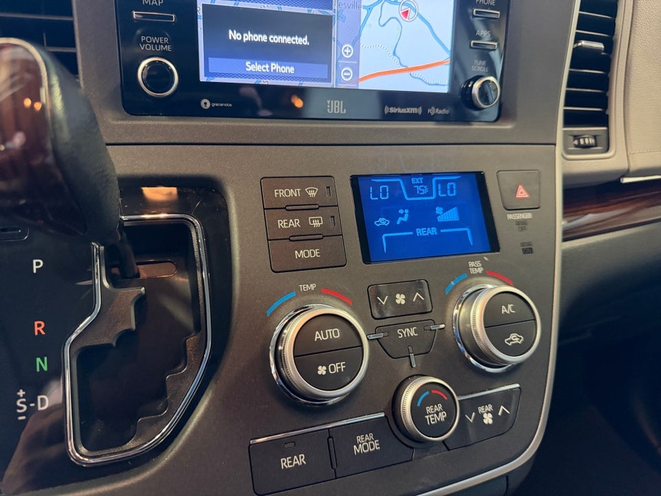 2020 Toyota Sienna Limited Premium