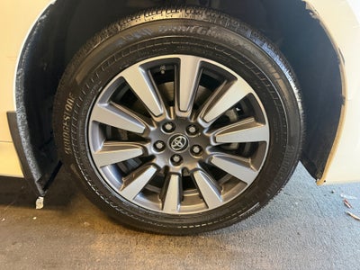 2020 Toyota Sienna Limited Premium