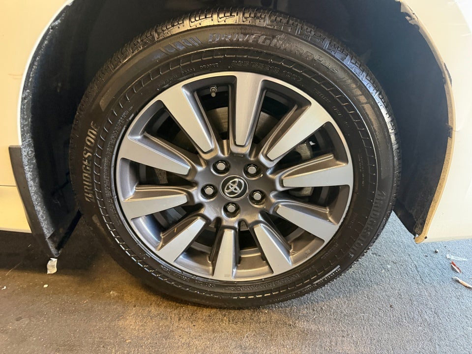 2020 Toyota Sienna Limited Premium