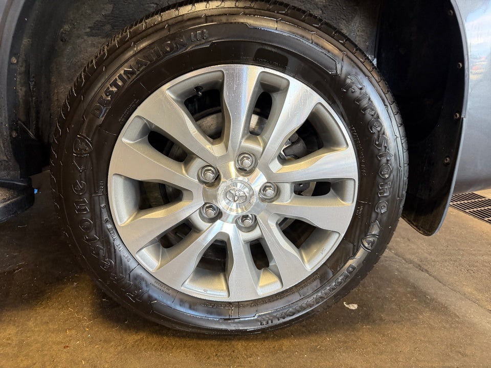 2014 Toyota Sequoia Limited 5.7L V8