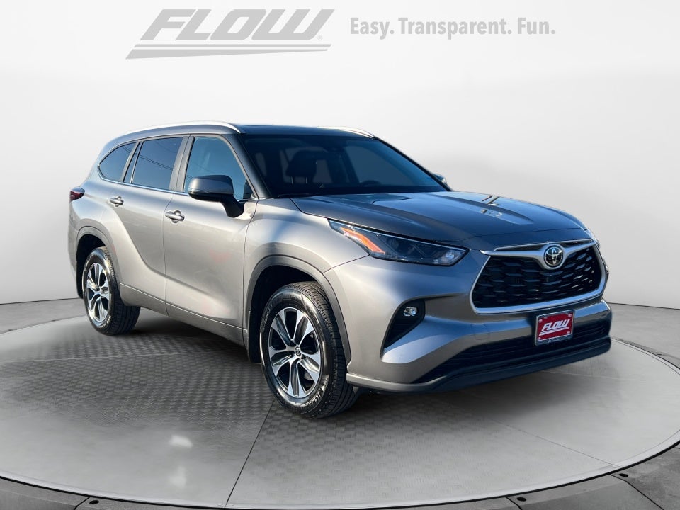 2025 Toyota Highlander XLE