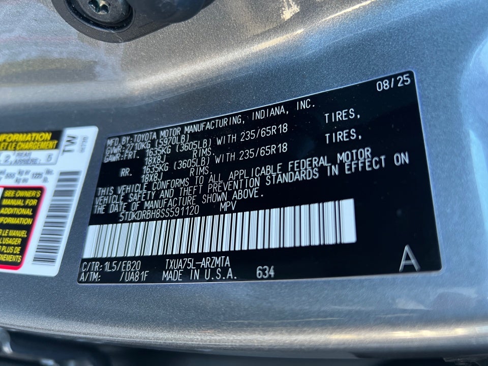 2025 Toyota Highlander XLE