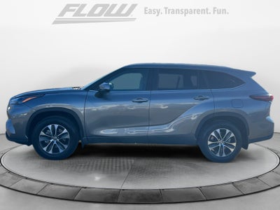 2025 Toyota Highlander XLE
