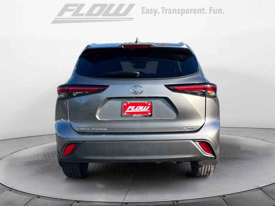 2025 Toyota Highlander XLE