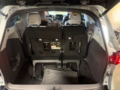 2023 Toyota Sienna XSE